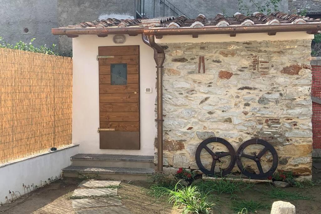 Апартаменти Antica Casa Nel Borgo П'єтразанта Екстер'єр фото